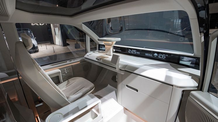 kia-pbv-pv5-iaa-24-interior-highres001.jpg