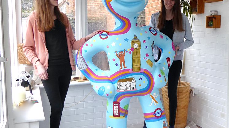 Thameslink Morph with the artists Phillippa and Rachael Corcutt