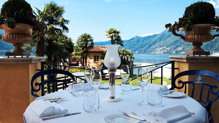 Ristorante La Brezza-Tschuggen Hotel Group-1