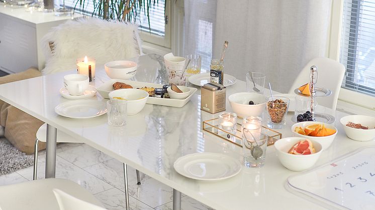 Jessica Rantala_ Dekton OLIMPO-dining tabletop