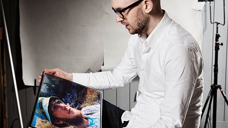 Bwana Bernander - en monolog om identitet och viljan att förändra världen