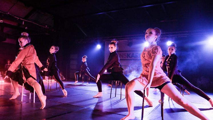 Danskarusellen final 2015, Widelius Dance Company. Foto: Robert Stalbro