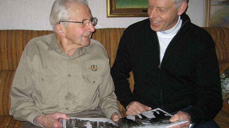 Mora-Nisse och Rolf Hammar premiärläste nya Vasaloppsboken
