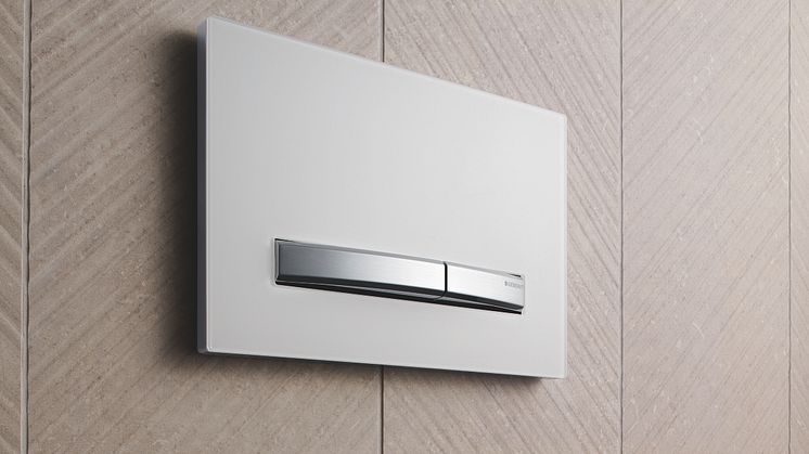 Geberit Sigma50 -huuhtelupainike valkoinen asennettuna