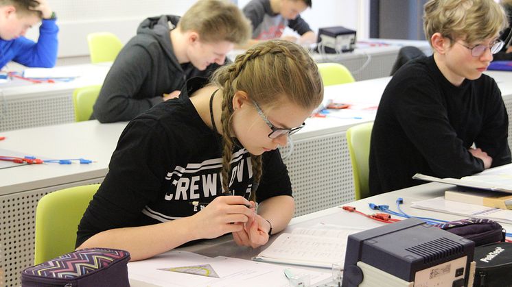 15. Schüler-Physik-Olympiade