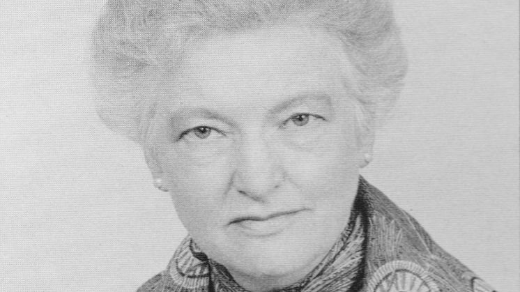 Professor Olive Anderson.jpg