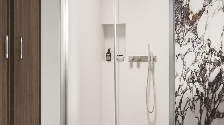 Set02_Sense Art_walnut_Glow64_Showerama10-1_reflect_05-kopi