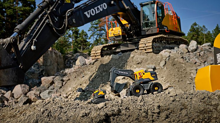 Volvo CE och Dickie Toys