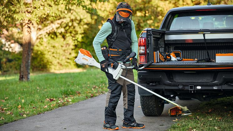 STIHL_ADVANCE_X-Flex_FS_plus_Hueft_Gurt_Anwendung.jpg