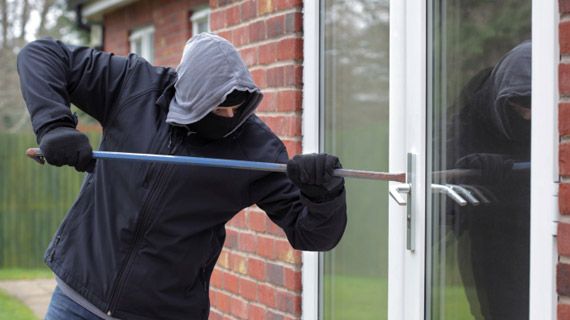 150.000 Einbrüche im Jahr - Einbrecher bevorzugen dunkle Jahreszeit 