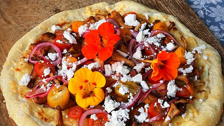 Äntligen helg med Suzanne Ribbing: Kantarellpizza