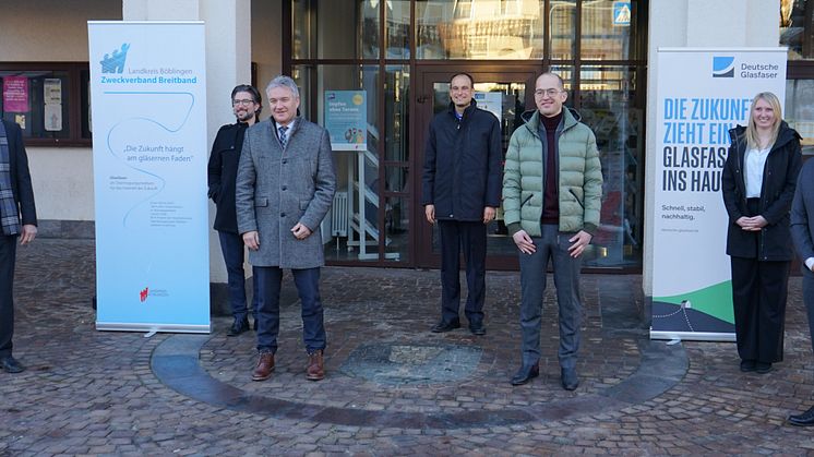 Freuen sich auf den Ausbau (von links): Roland Bernhard, Alexander Dehm, Bernd Dürr, Marcel Hagenlocher, Benjamin Schmid, Jayne Severien und Korhan Sener.