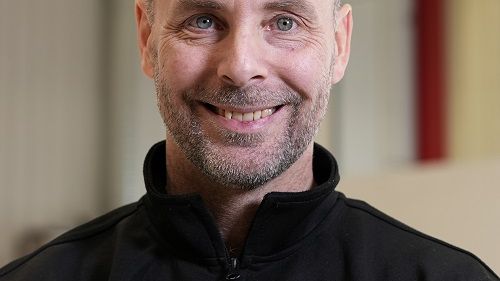 Tony_Arvidsson,_El-Team_Fegen.jpg