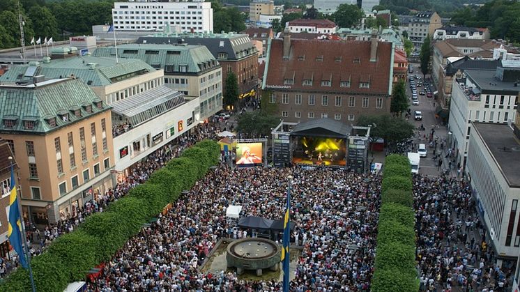 85 procentig ökning av omsättningen i stadskärnan under Sommartorsdagarna®