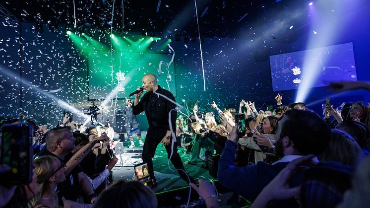 Erik og Kriss Årsfest JYSK23.jpg