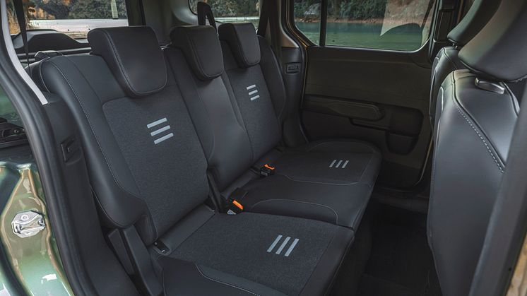 2023_FORD_Tourneo-Courier_Active_11