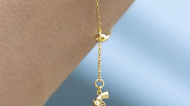 Women_s Bracelet Gold.jpg