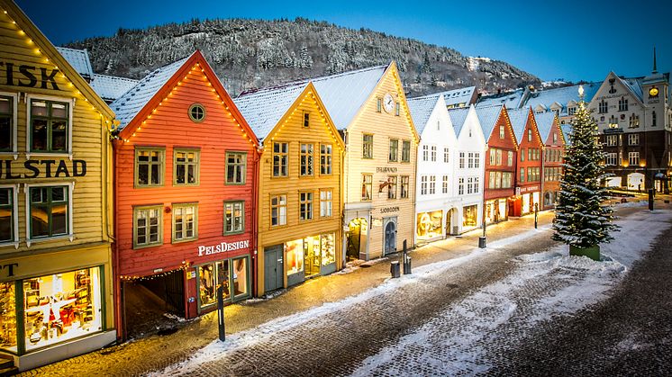Christmas at Bryggen. Photo: Visit Bergen / Christer Rønnestad - visitBergen.com