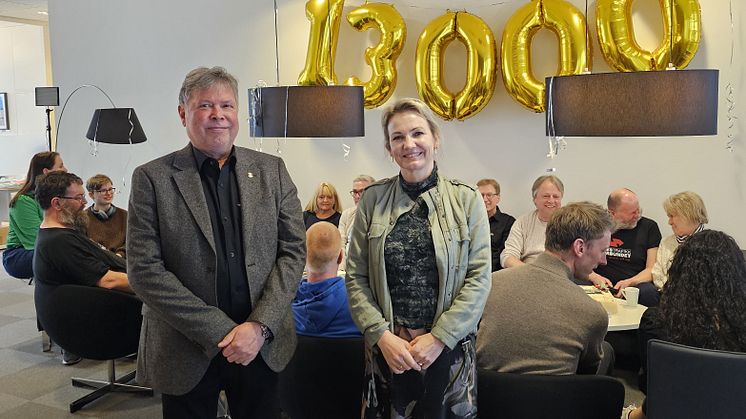 Forbundsleder Jim Klungnes (t.v.) generalsekretær Linda Jæger (t.h.) viser frem et forbund i vekst.