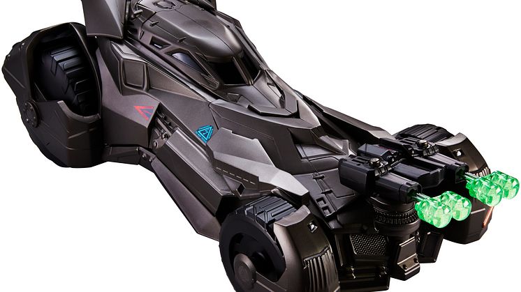 DHY29 Deluxe Batmobile