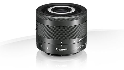 Canon lanserer verdens første AF-objektiv med innebygd makrolys  – EF-M 28mm f/3.5 Macro IS STM