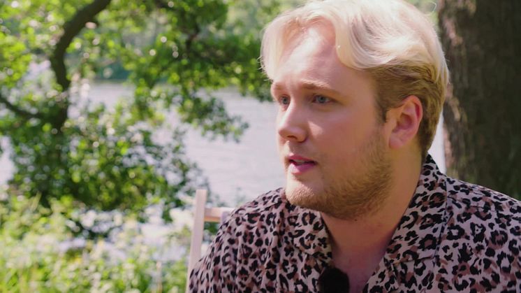 Frågan - Hur är det att vara  gay i Sverige 2019 Edvin Törnblom? 