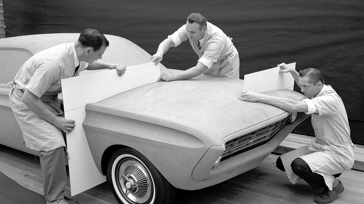 Q1_Special-Falcon_1962-Ford-Styling-Center-clay-modeling