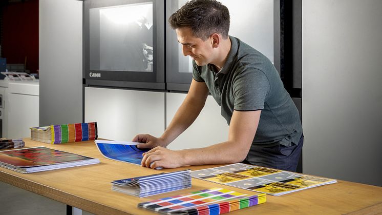 Canons inkjet-arkproduktionsprinter i varioPRINT iX-serien har i dens første år på markedet oplevet en hurtig fremgang i den grafiske branche