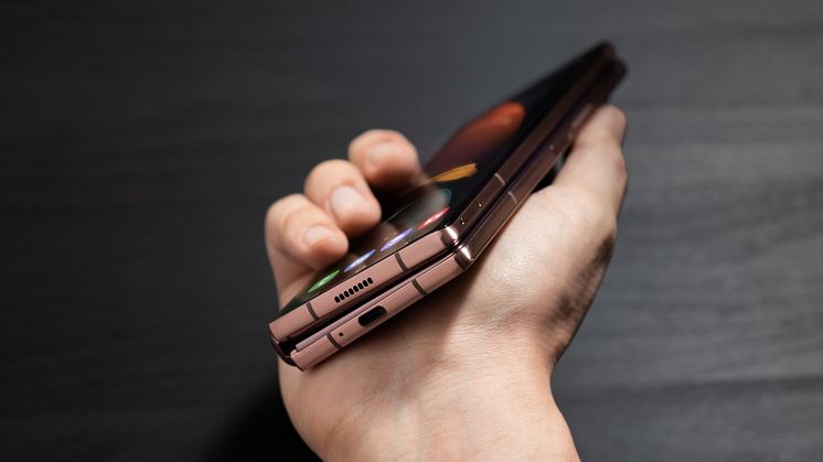 Samsung Galaxy Z Fold2_5
