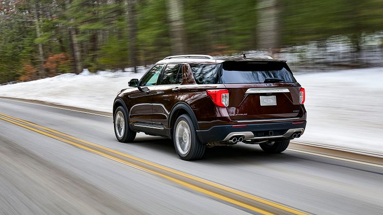 7-Ford-Explorer-Platinum
