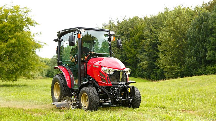 YT235Q_MidMower_LEX_0556