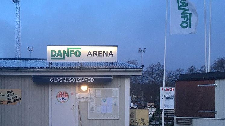 Isbaneanläggningen vid Danfo arena ägs idag av konkursboet.
