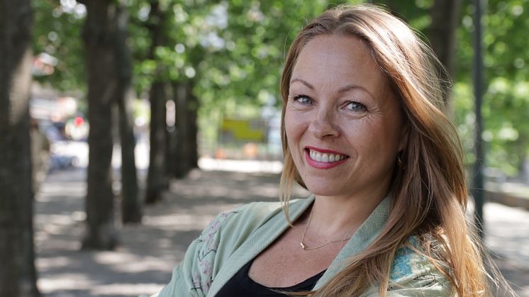 Målet med Spill norsk er at folk rundt i landet skal få oppleve musikken gjennom konsertopplevelser og i verksteder hvor man lager musikk, sier kunstnerisk leder for Spill norsk-festivalen Stine W. Torbergsen. Foto: Thomas André Syvertsen.