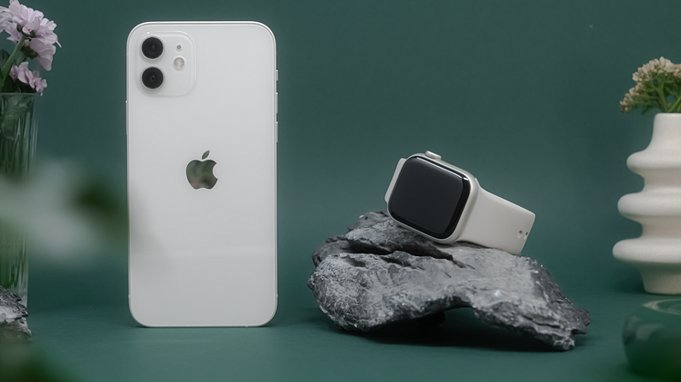 iPhone 12, Apple Watch Series 7 41mm_rekonditionerad_refurbed.png
