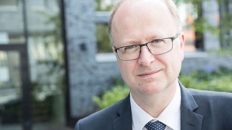 Pontus Lindberg (M)
