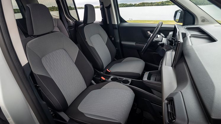 2024_FORD_E-Tourneo_Courier_26.jpg