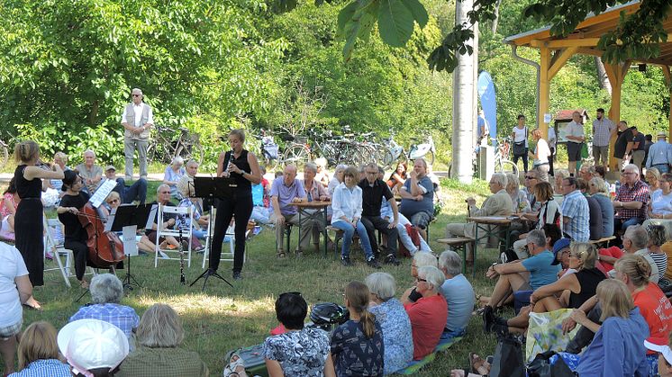 Notenrad-Tour - Konzert im Schlosspark Lützschena - Foto: Werner Schneider