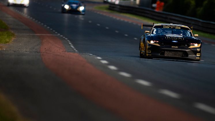 24t Le Mans Ford Mustang GT3 (6).jpg