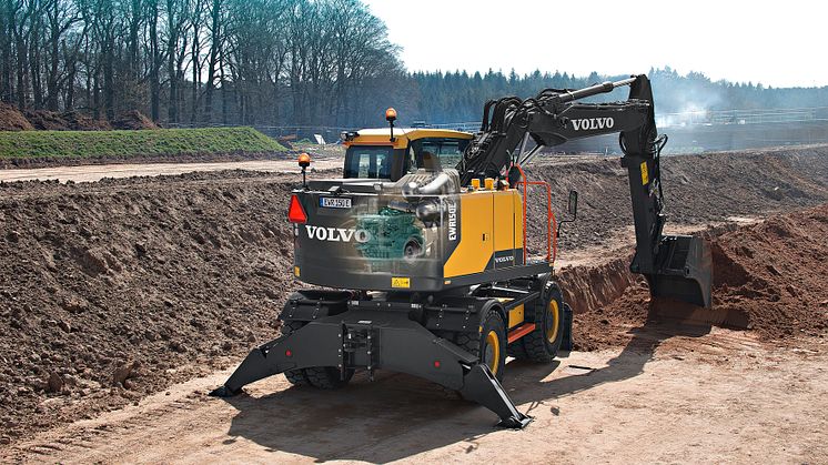 Volvo EWR150E grävmaskin - Steg IV-motor
