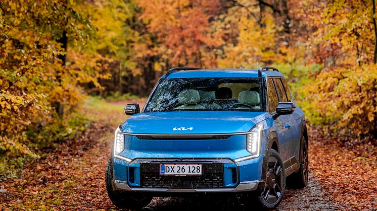 kia_ev9_7350.jpg