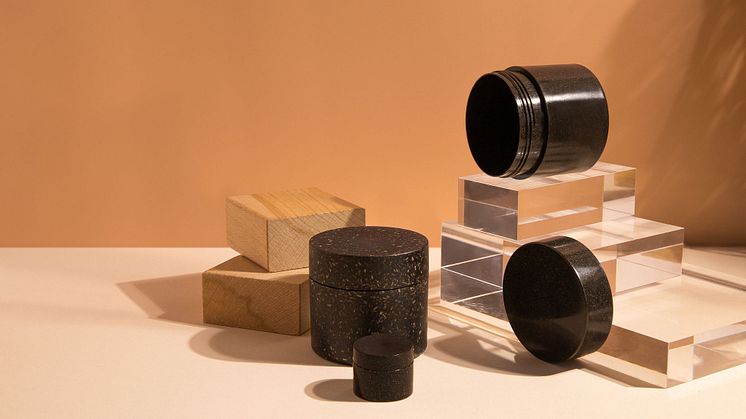 Sulapac jars_Premium and Universal_in color warm granite