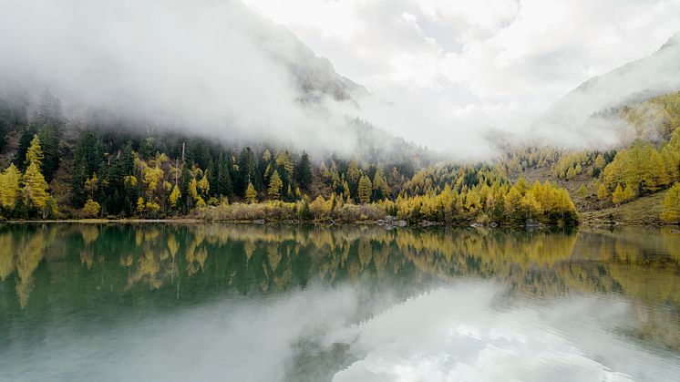 2025_Sustainability_Lakes_B0017746.jpg