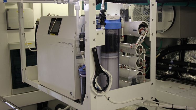 Hi-res image - Dometic - A Dometic XZ watermaker has been installed on a new Sunseeker 86 to produce ultra-pure water for spot-free cleaning of the black hull