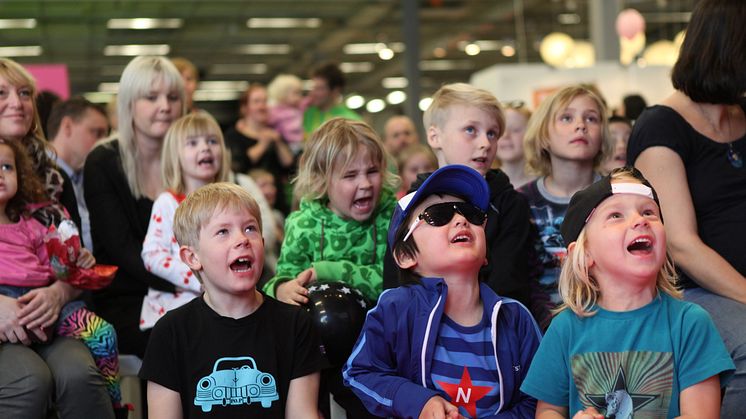 Baby & Barn 2014: Allsång med Nassim Al Fakir