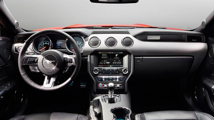 FORD MUSTANG 2015 - 4