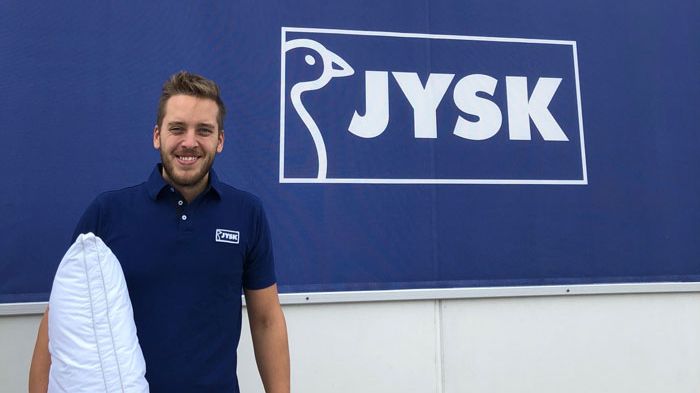 Jens Aunsbjerg Olsen, butikschef i JYSK Kolding Syd, er klar til åbningen den 28. september.