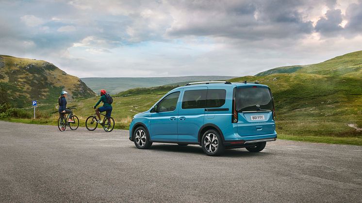 2021_FORD_TOURNEOCONNECT_ACTIVE_04b