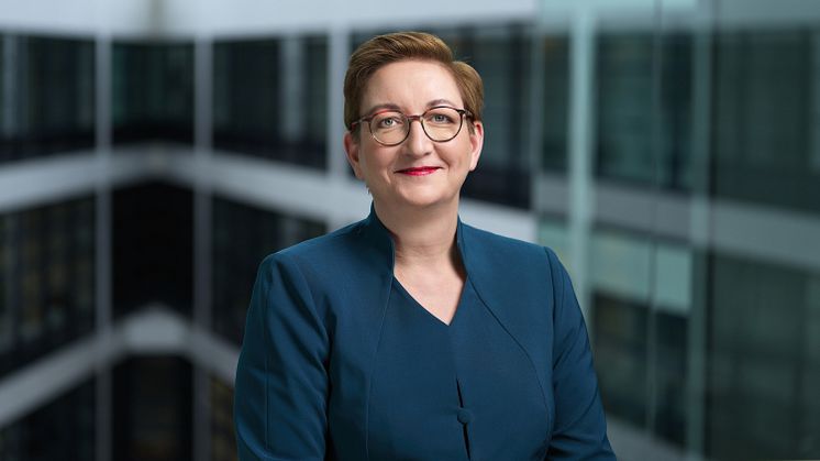 02_Portrait-Klara Geywitz_©_Henning_Schacht