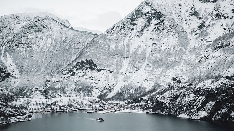 ​Som følgje av korona-utbrotet har Flåm AS i dag sendt permitteringsvarsel til 96 tilsette.