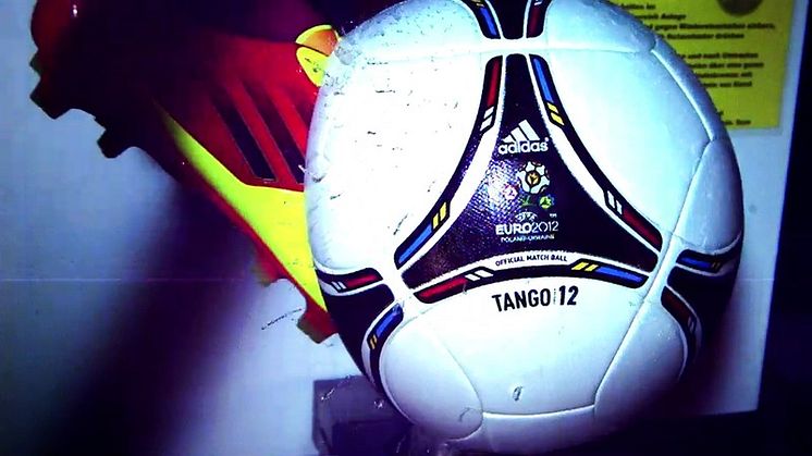 adidas Tango 12